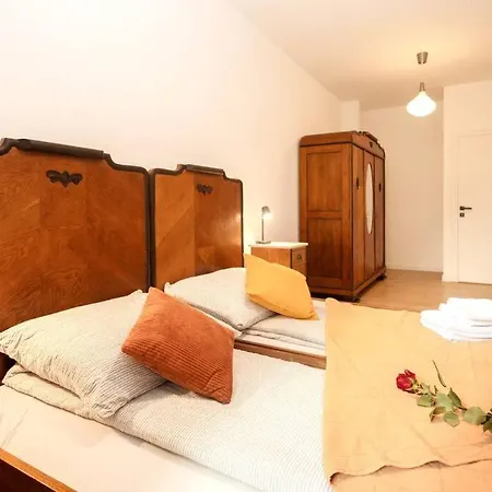 Arteon With Terrace Apartamento Cracovia